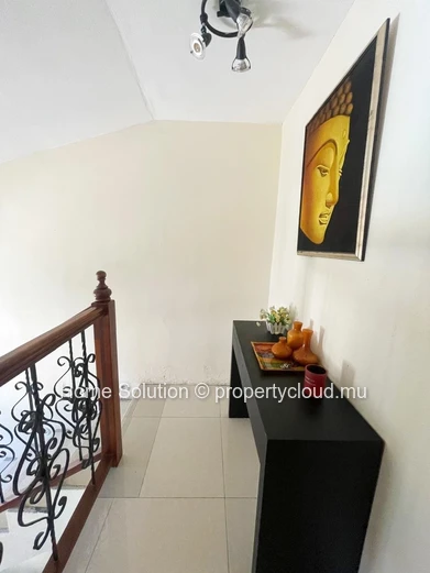 Elegant Contemporary Triplex – Grand Gaube