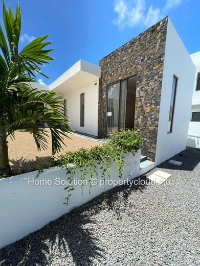 Stunning New Single-Story Villa in Grand Gaube