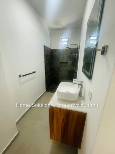 New Villa In Cap Malheureux – 20 Pieds  Road