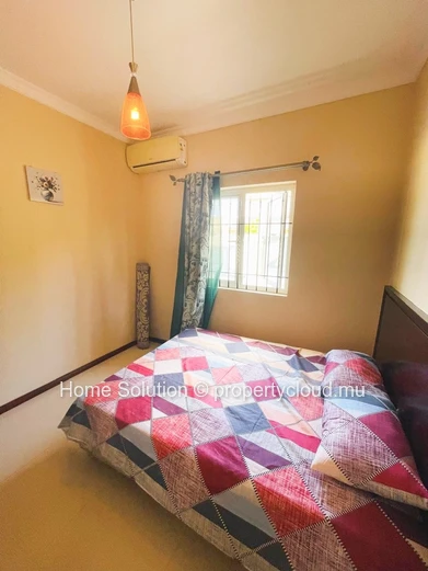 PEREYBERE – Quiet 2-bedroom apartment (Near Winner's)