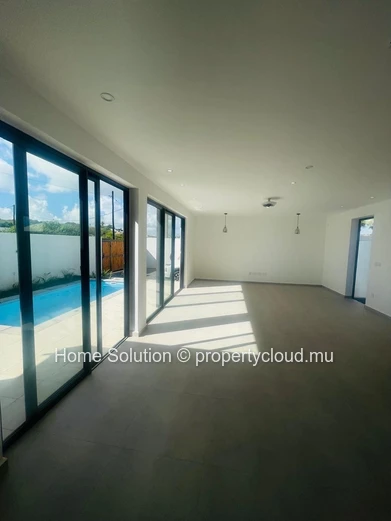 New Villa In Cap Malheureux – 20 Pieds  Road