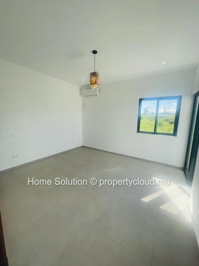 New Villa In Cap Malheureux – 20 Pieds  Road