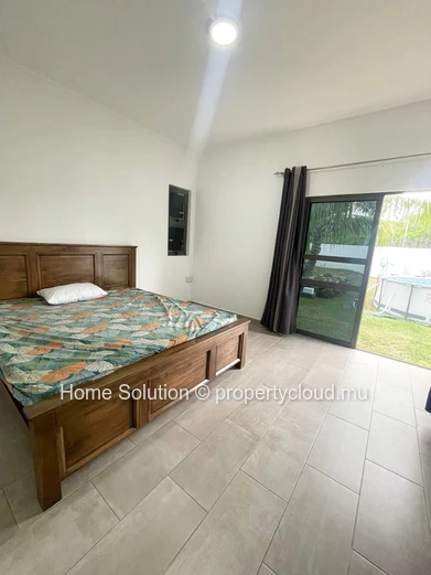 Spacious Ground Floor with Pool & Garden