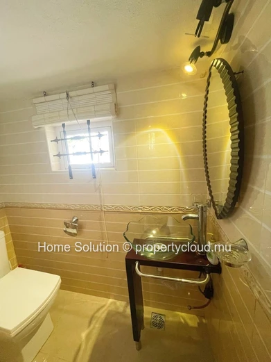 Elegant Contemporary Triplex – Grand Gaube