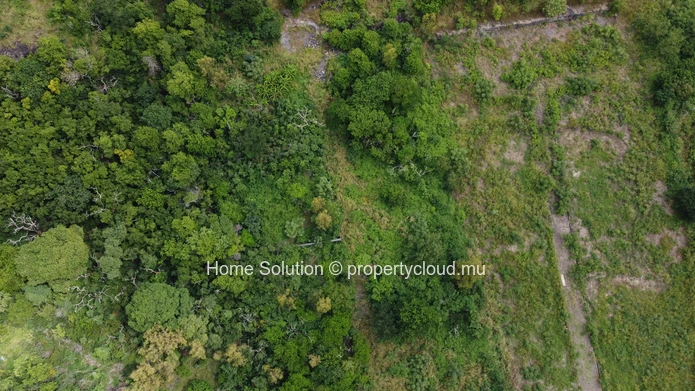 Agricultural Plot - Vallée des Prêtres