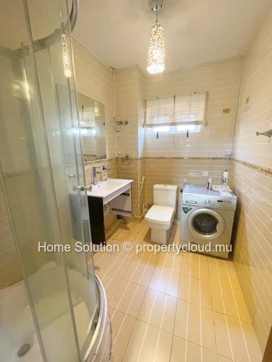 Elegant Contemporary Triplex – Grand Gaube