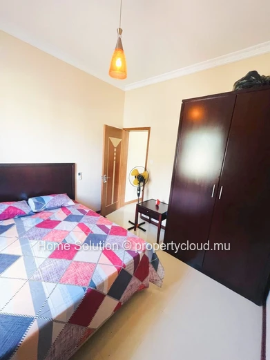 PEREYBERE – Quiet 2-bedroom apartment (Near Winner's)