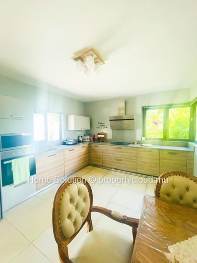 Shaded villa with pool and jacuzzi - Grand Baie (Chemin Vingt Pieds)