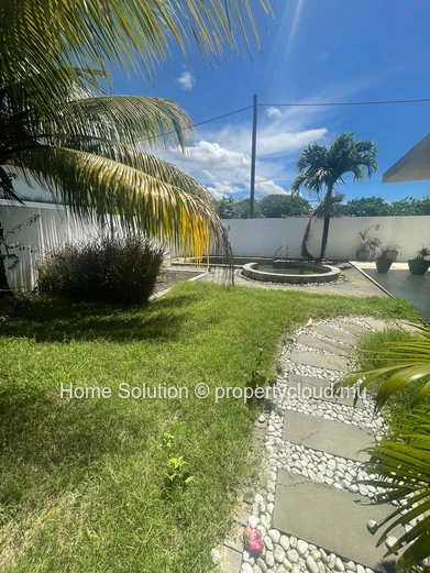 Shaded villa with pool and jacuzzi - Grand Baie (Chemin Vingt Pieds)