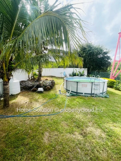 Spacious Ground Floor with Pool & Garden
