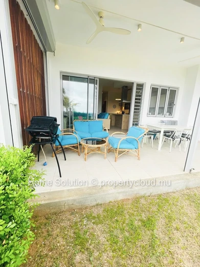 "PET-FRIENDLY" Beachfront Apartment