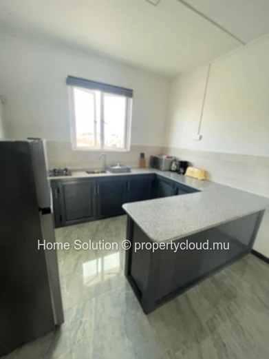 Bright apartment in Péreybère