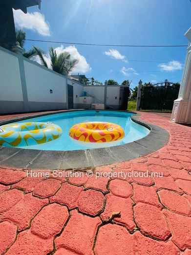 4 bedroom villa - quiet locality