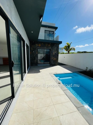 New Villa In Cap Malheureux – 20 Pieds  Road