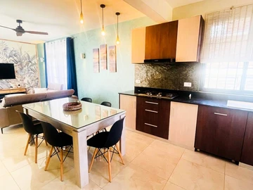 4 Bedroom Villa
