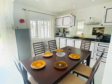 4 Bedroom Villa